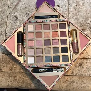 Tarte Holiday Collectors Item!!!